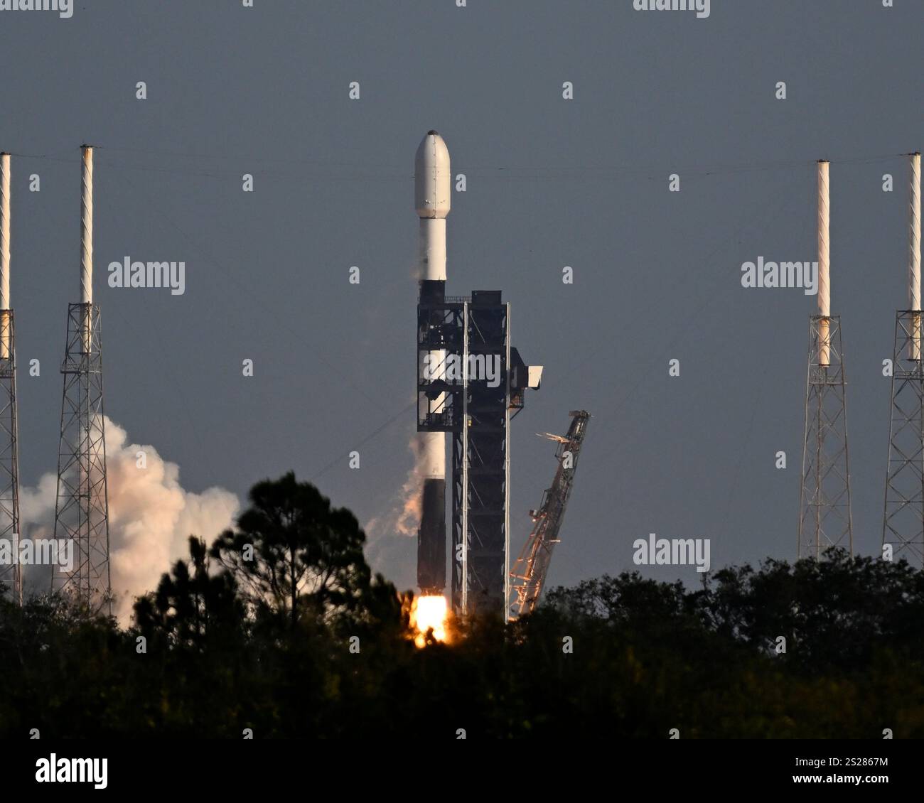 A SpaceX Falcon 9 rocket launches 24 of its Starlink satellites at 343