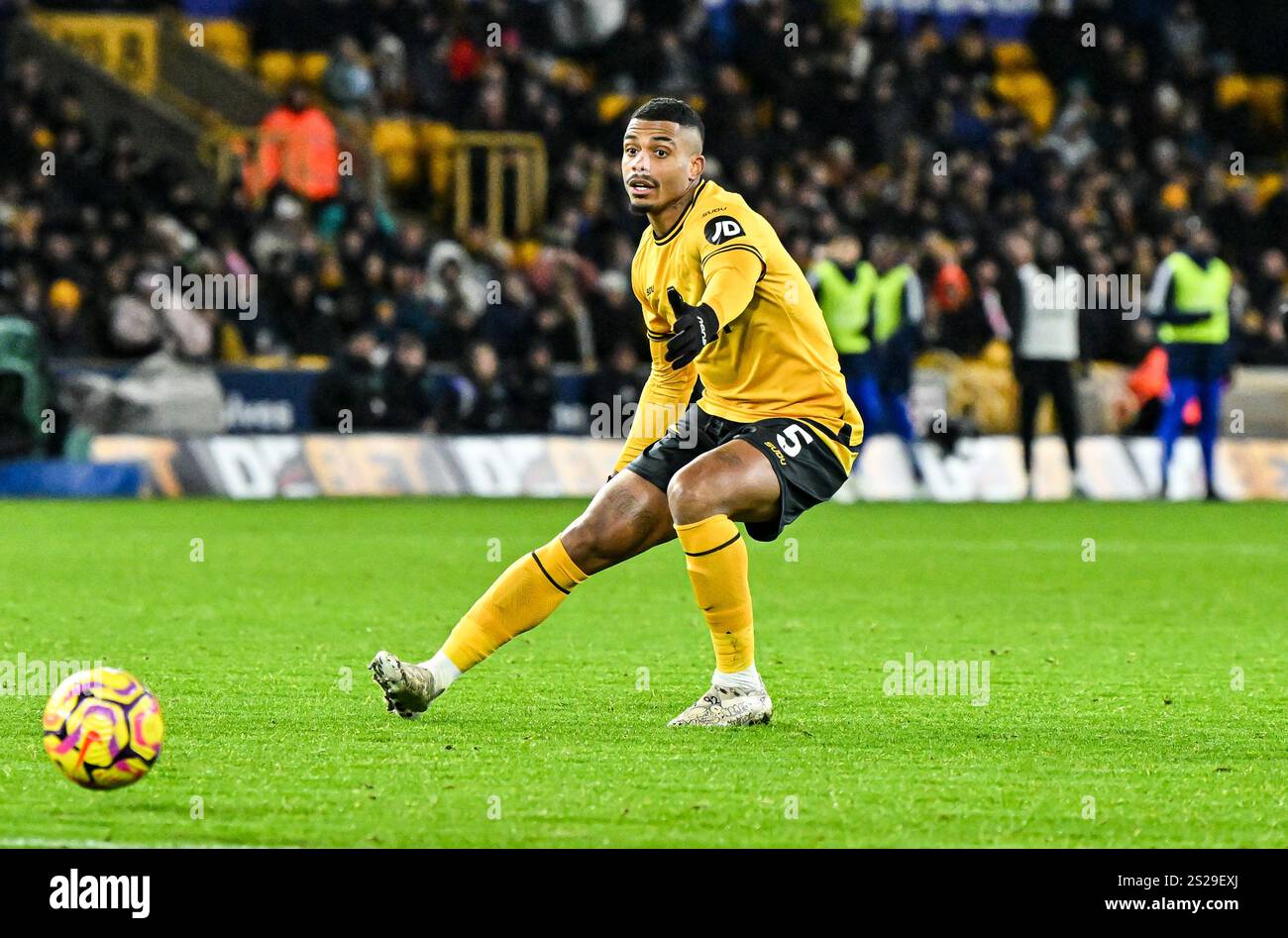 6th January 2025; Molineux Stadium, Wolverhampton, West Midlands