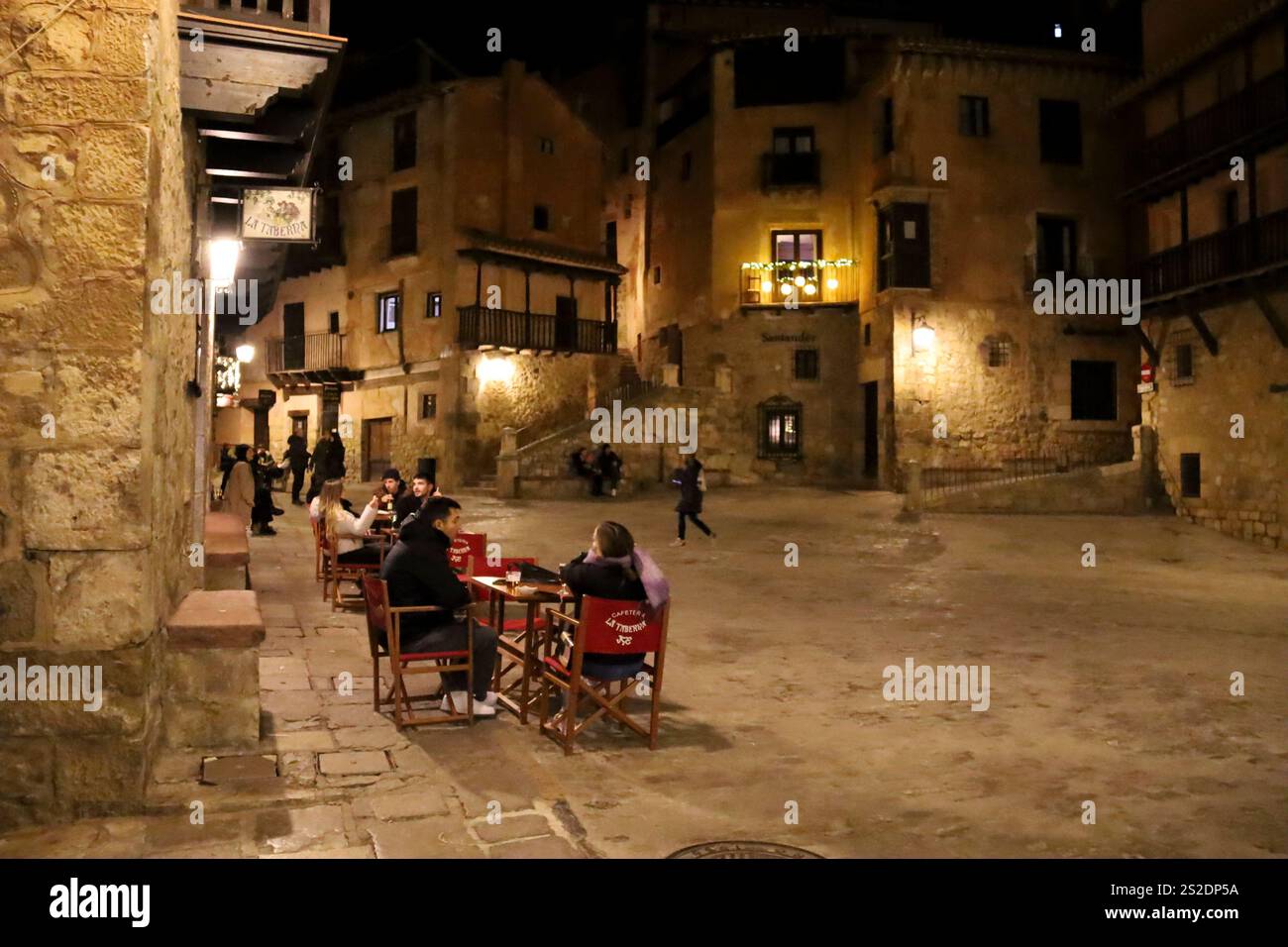 albarracin-teruel-spain-january-6-2025-plaza-mayor-square-with