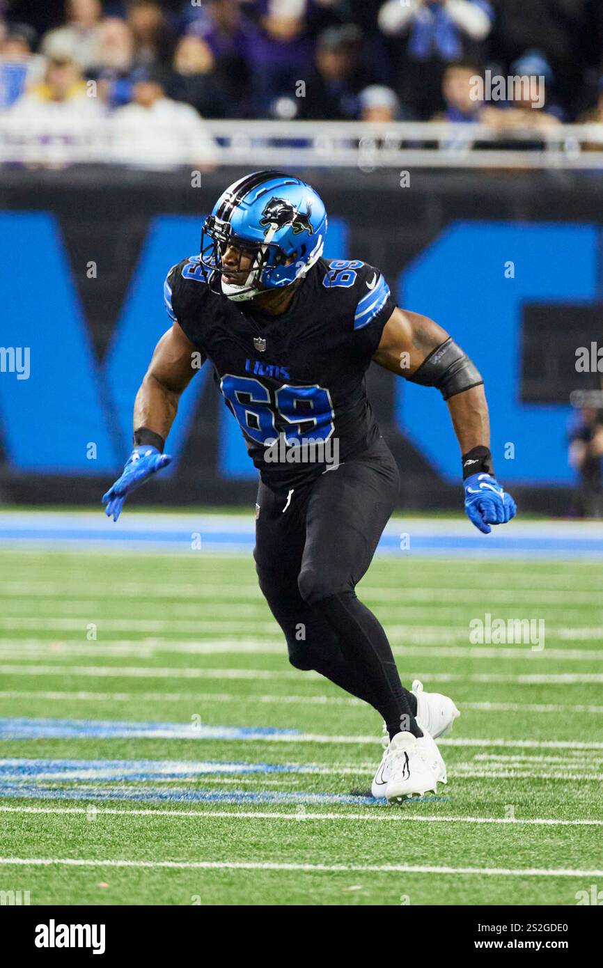 Detroit Lions linebacker AlQuadin Muhammad (69) pursues a play on