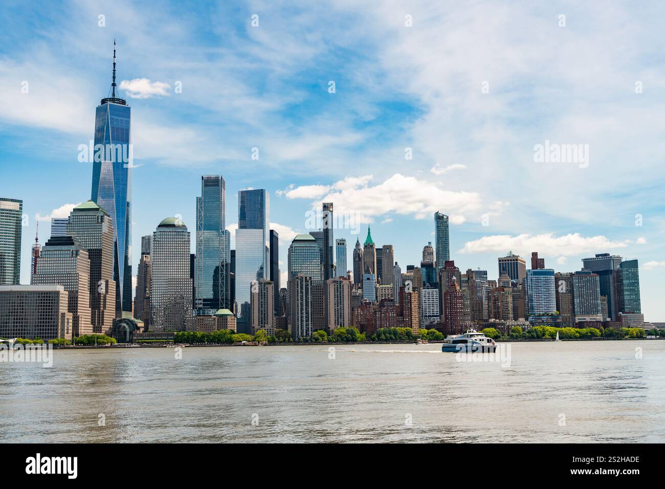 Image showcasing Manhattan's beautiful skyline, New York, United States. New York City ...
