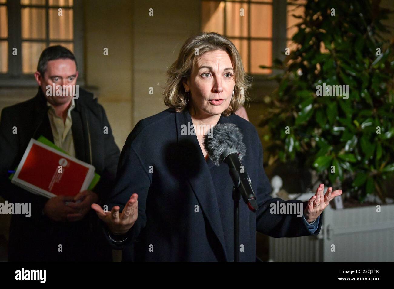 Paris, France. 07th Jan, 2025. General Secretary, French Democratic Labour Confederation (CFDT), Marylise Leon speaks to the press after a meeting with French Prime Minister Francois Bayrou at the Hotel de Matignon in Paris on January 7, 2025. Photo by Firas Abdullah/ABACAPRESS.COM Credit: Abaca Press/Alamy Live News Stock Photo