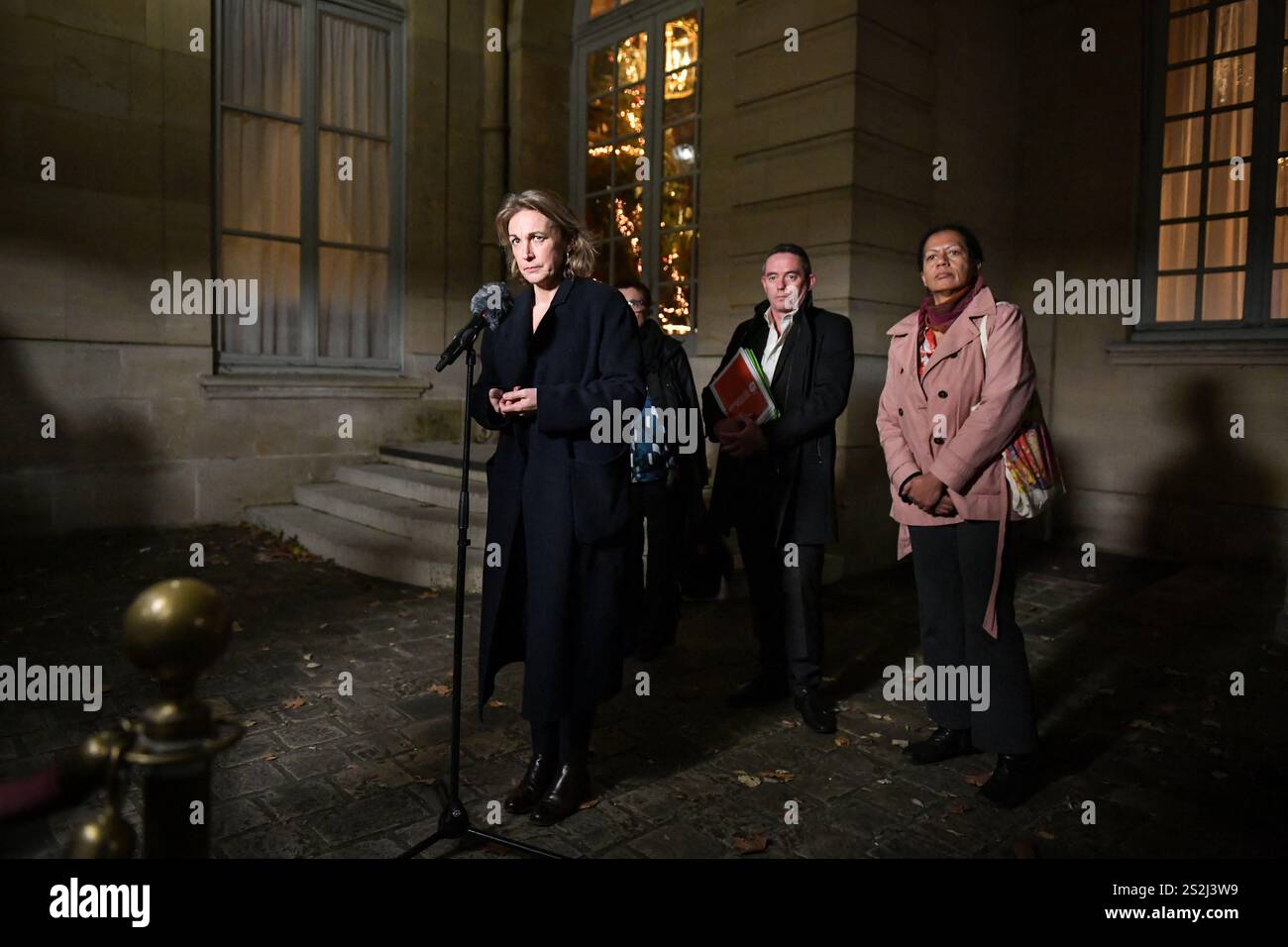 Paris, France. 07th Jan, 2025. General Secretary, French Democratic Labour Confederation (CFDT), Marylise Leon speaks to the press after a meeting with French Prime Minister Francois Bayrou at the Hotel de Matignon in Paris on January 7, 2025. Photo by Firas Abdullah/ABACAPRESS.COM Credit: Abaca Press/Alamy Live News Stock Photo