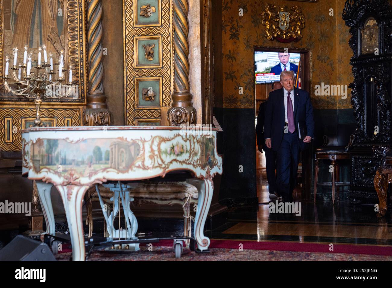 Presidentelect Donald Trump arrives for a news conference at Mara