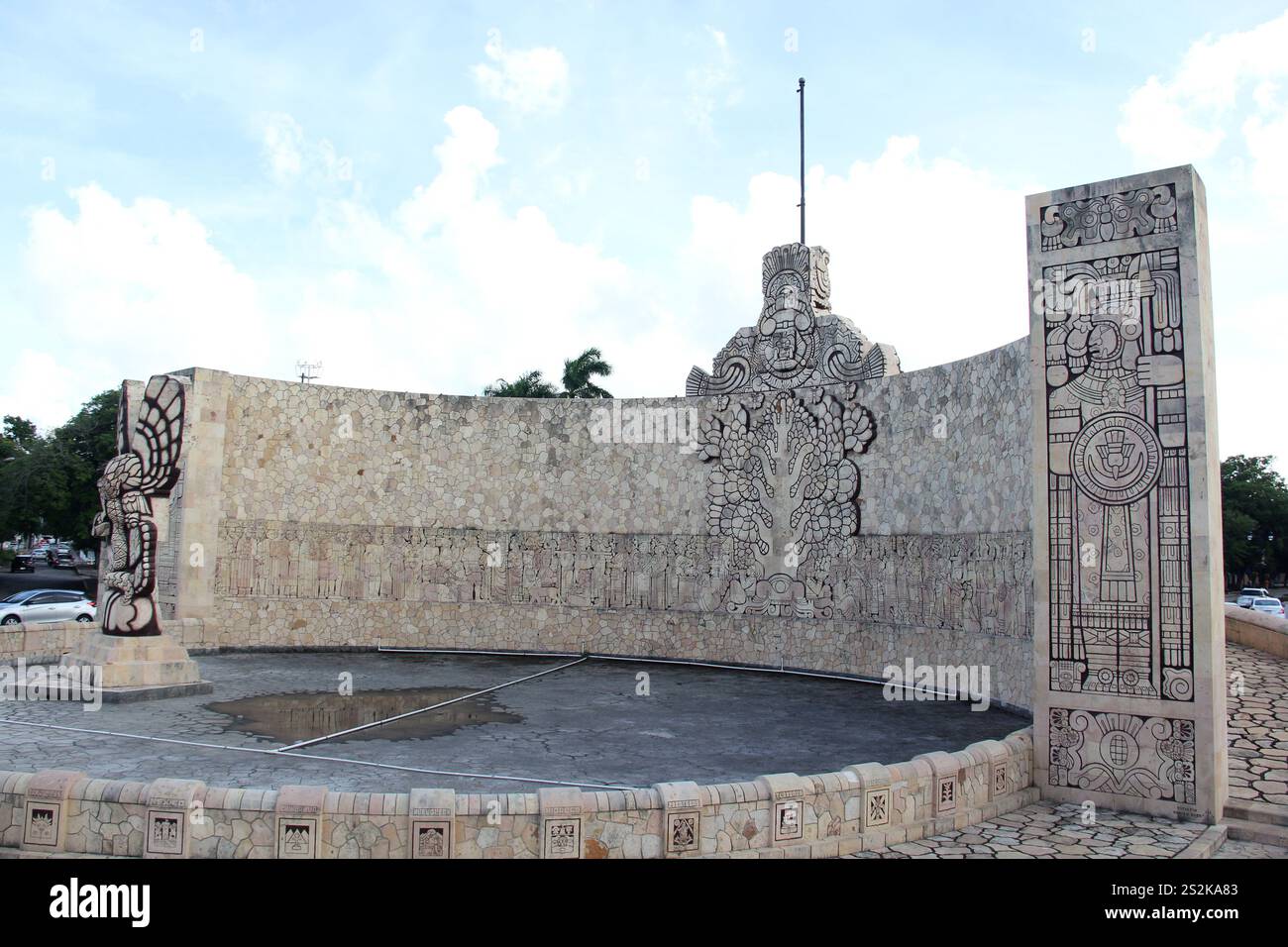 Merida, Yucatan, Mexico - Oct 29 2024: Monument to the homeland in ...