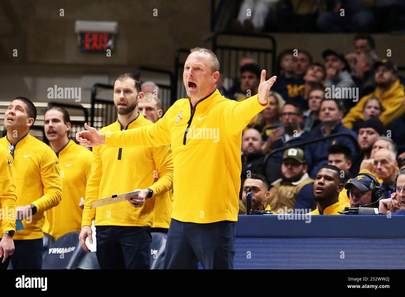 West Virginia coach Darian Devries reacts during the first half of an