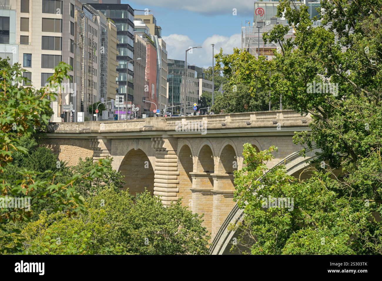 Adolphe-Brücke, Stadt Luxemburg, Großherzogtum Luxemburg Stock Photo