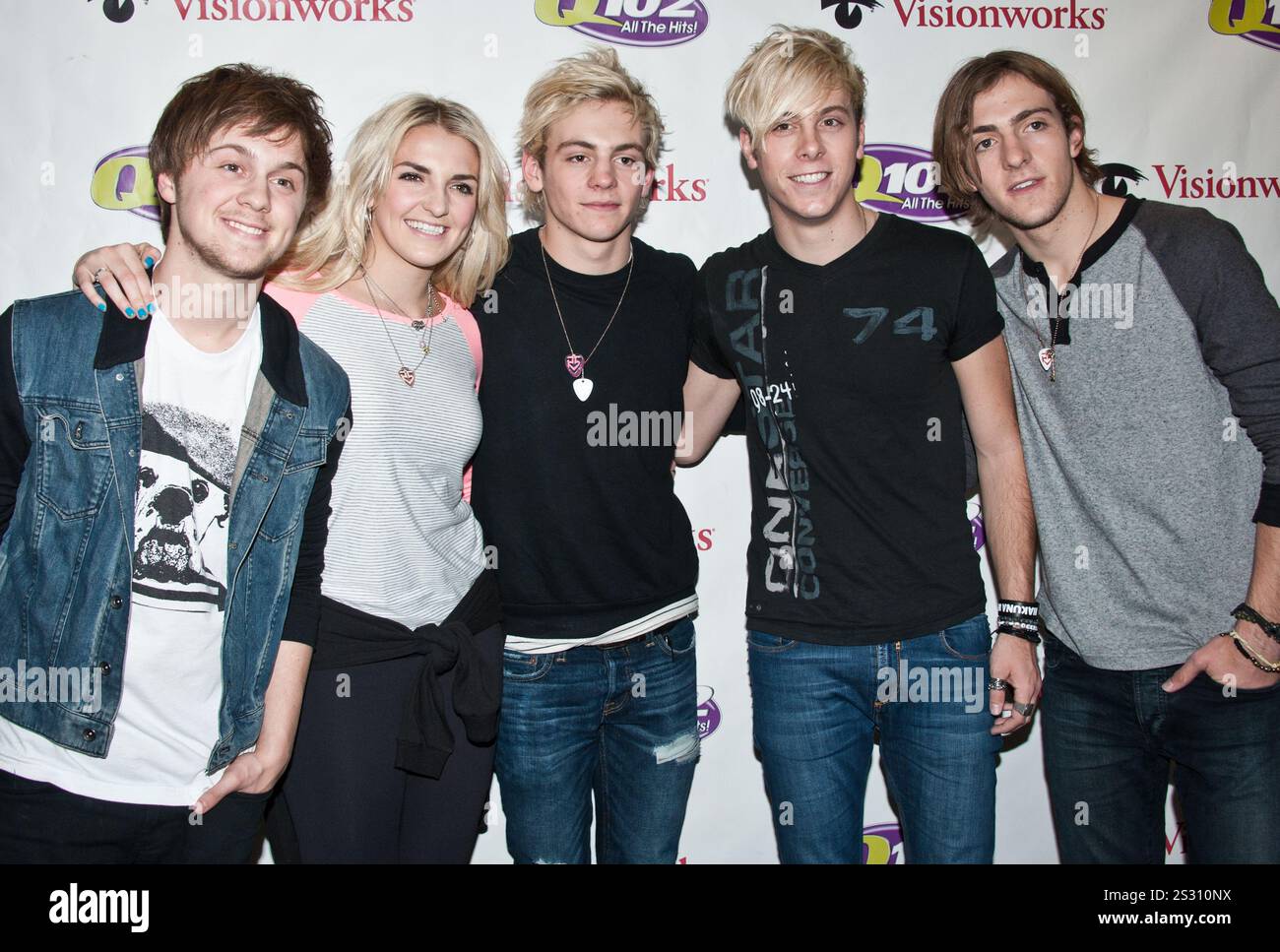 R5 Ross Lynch ピック What Is Ross Lynch's Family Band R5 Up to Now? | J-14