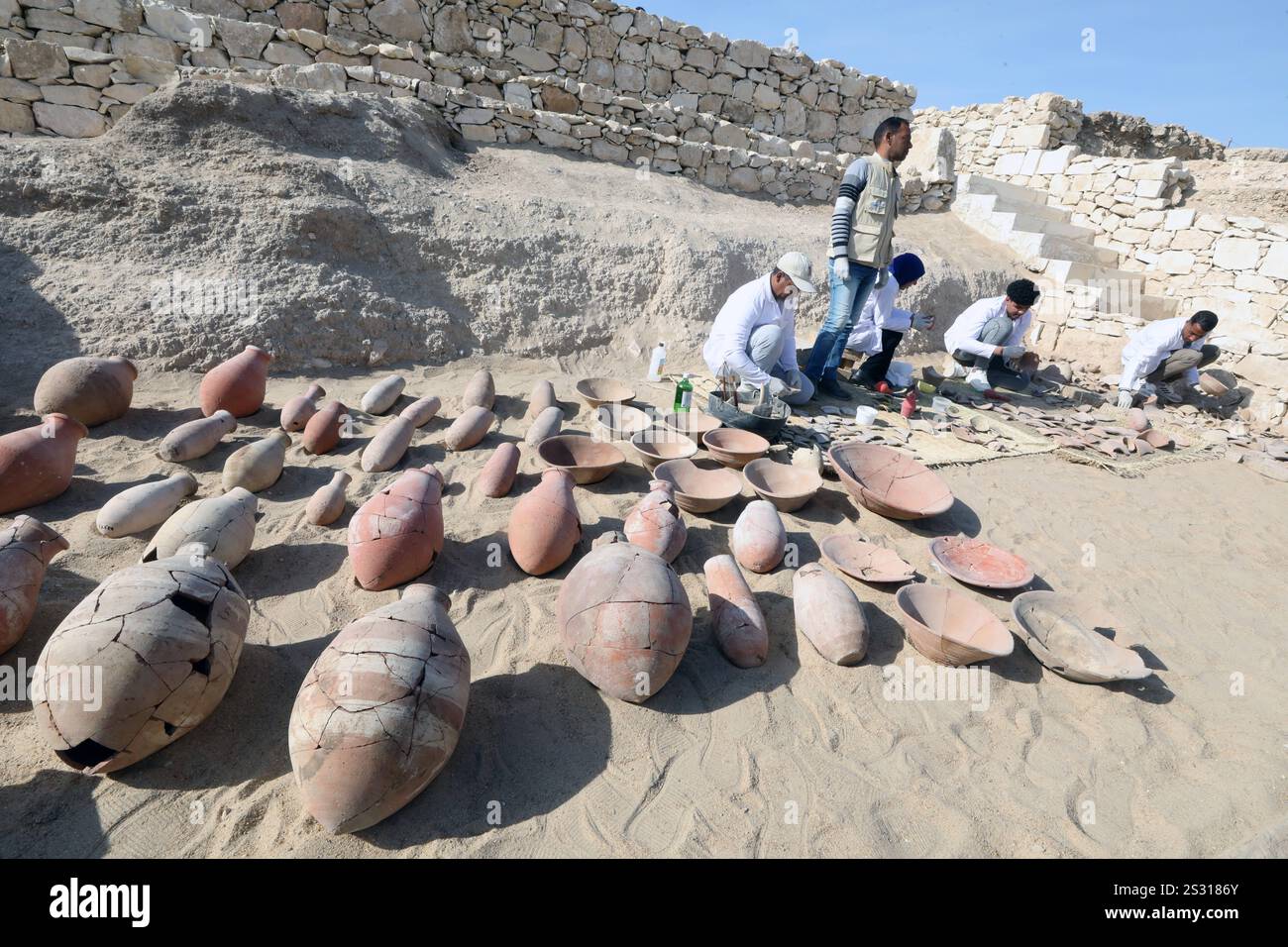 New archaeological discovery in Luxor, Egypt Archaeologists unearth and ...