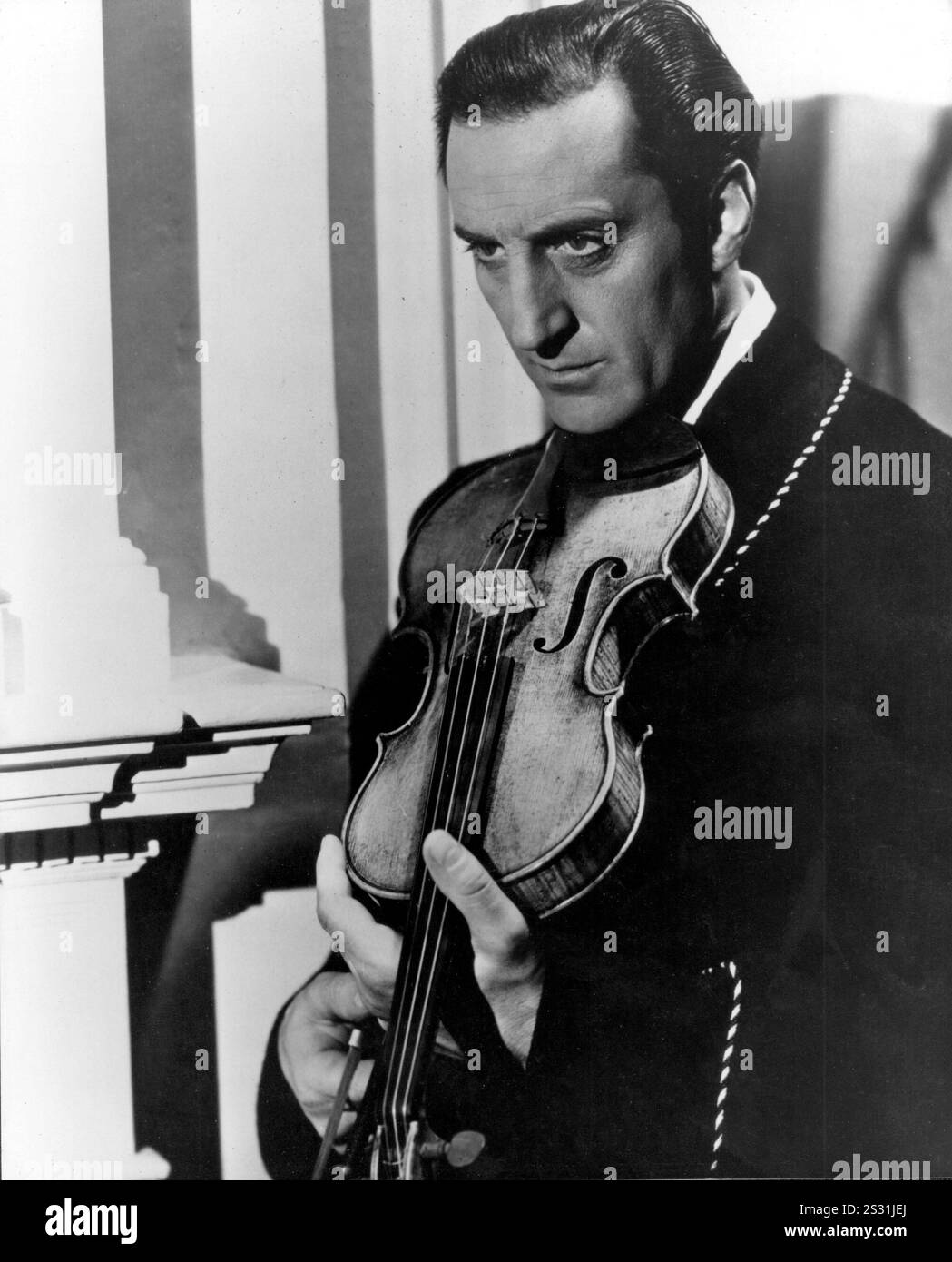 Basil rathbone sherlock holmes hi-res stock photography and images - Alamy