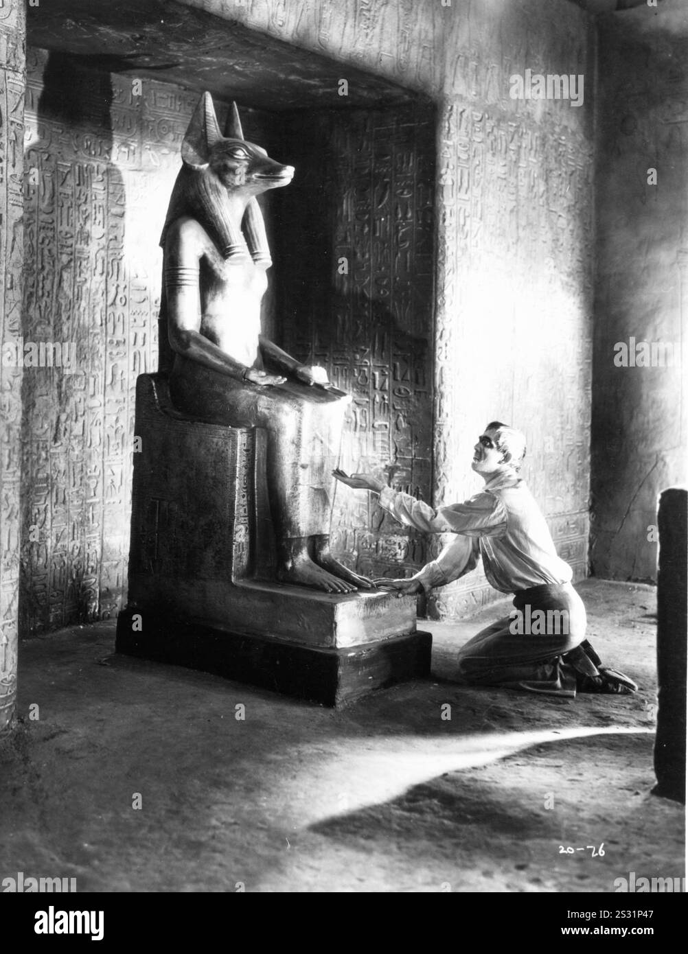 The ghoul boris karloff hi-res stock photography and images - Alamy