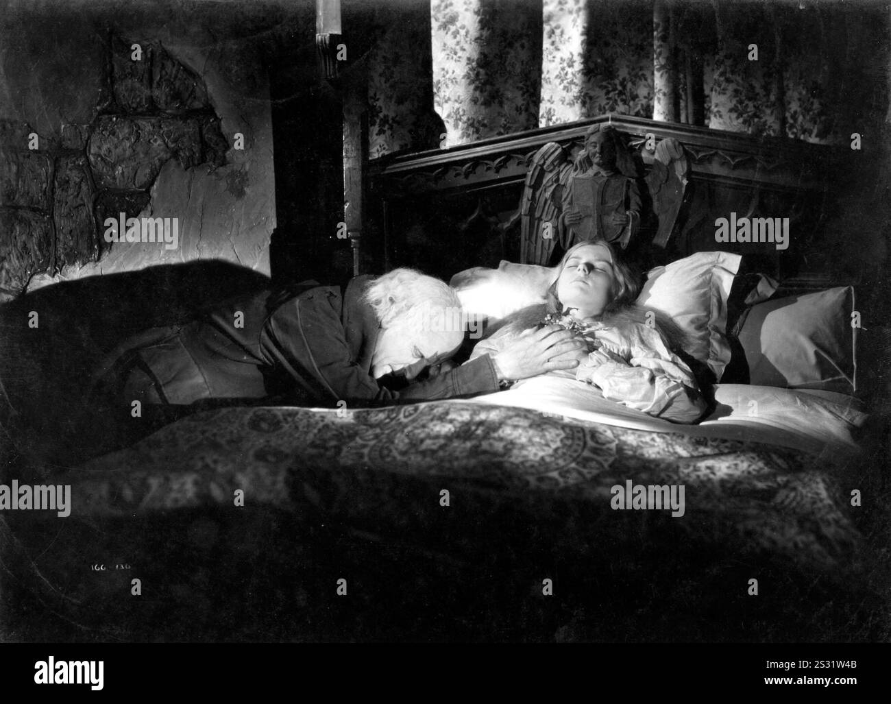 THE OLD CURIOSITY SHOP BEN WEBSTER AS THE GRANDFATHER, ELAINE BENSON AS ...