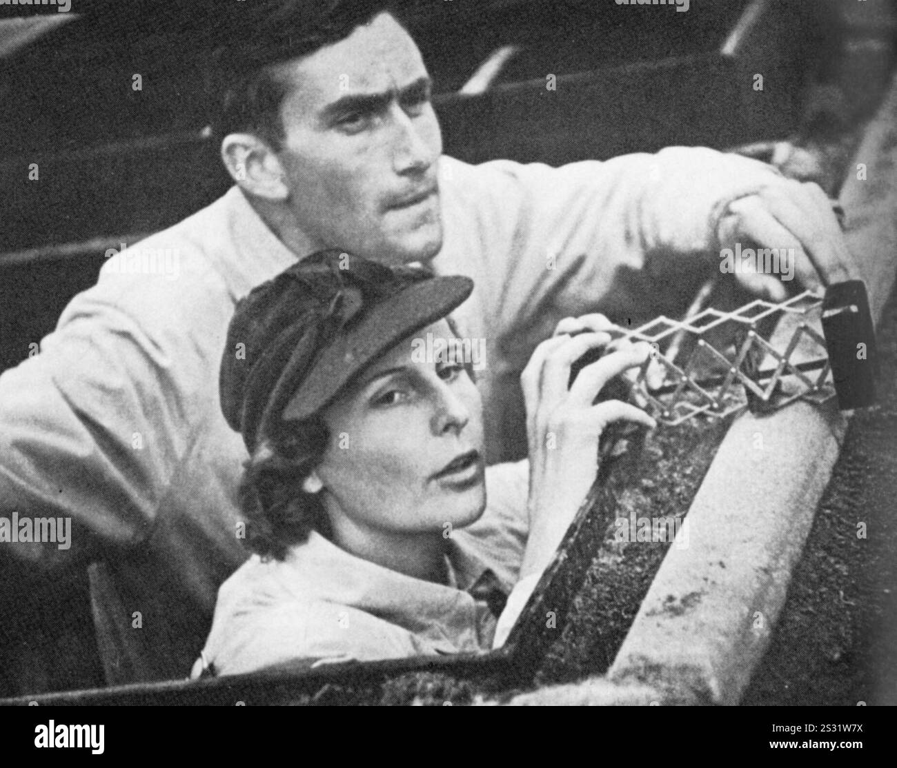 Leni riefenstahl olympia frentz hi-res stock photography and images - Alamy