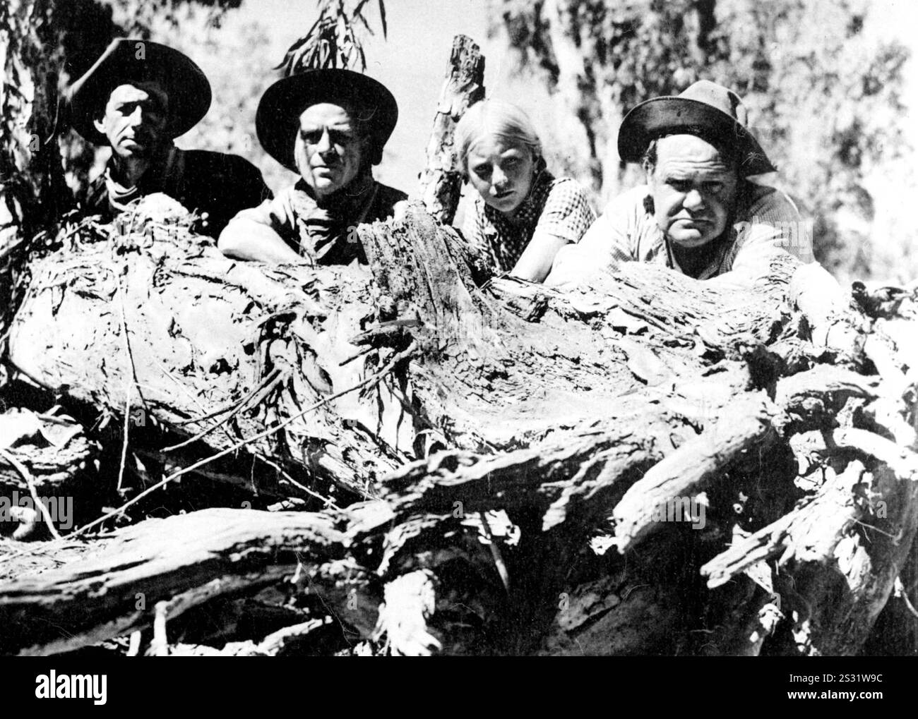 THE OVERLANDERS CHIPS RAFFERTY Date: 1946 Stock Photo - Alamy
