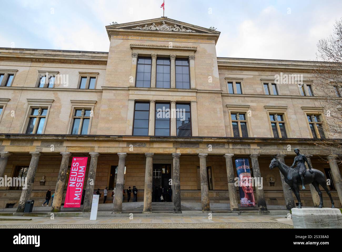 NEUES MUSEUM MUSEUMSINSEL BERLIN GERMANY visual data 8