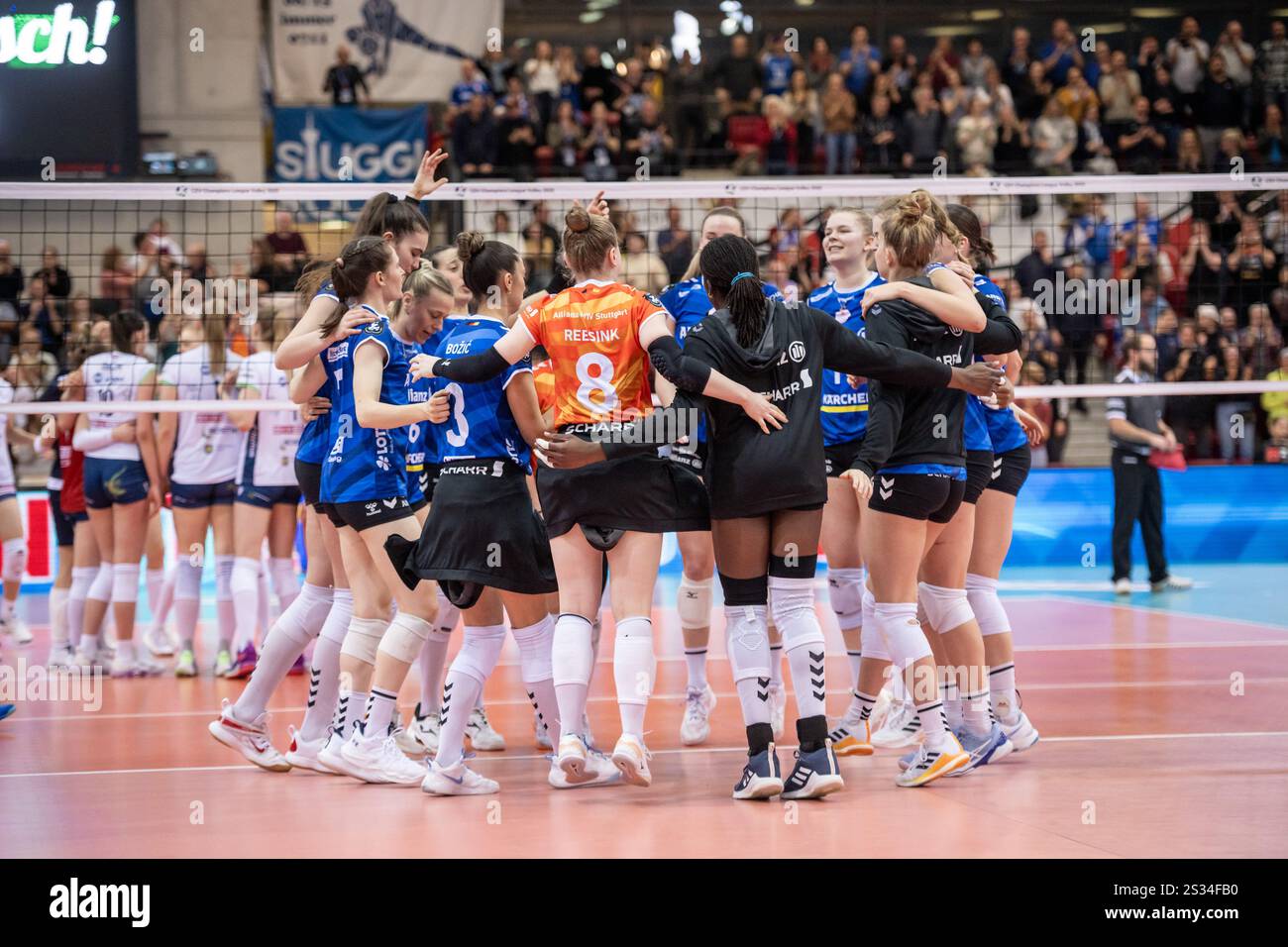 Jubel beim MTV Stuttgart nach Heimsieg / GER, Volleyball Champions ...