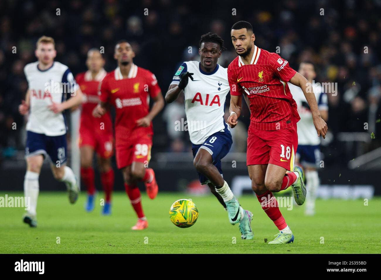 LONDON, UK 8th Jan 2025 Cody Gakpo of Liverpool in action during the