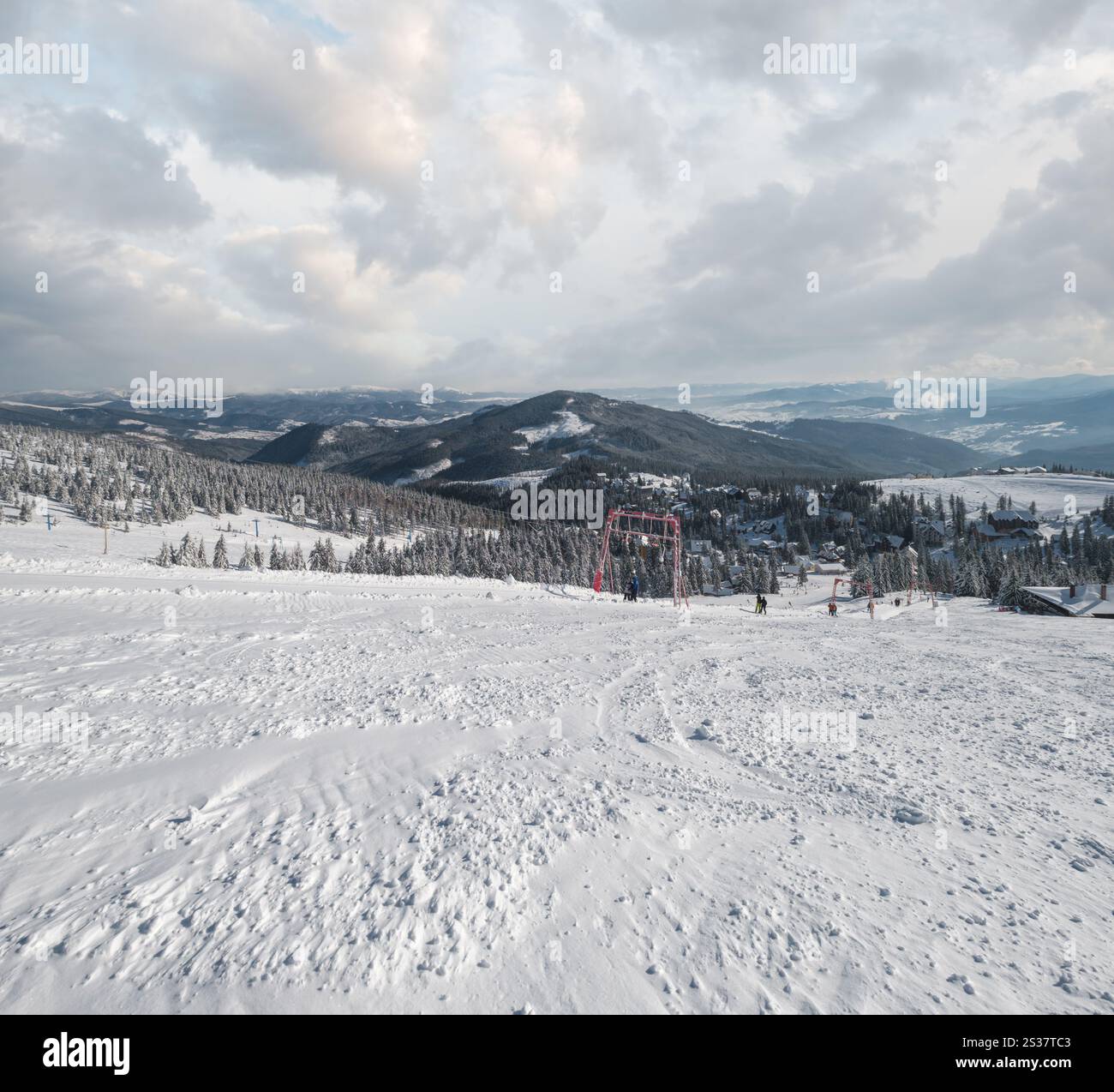 Alpine mountain winter resort hi-res stock photography and images - Alamy