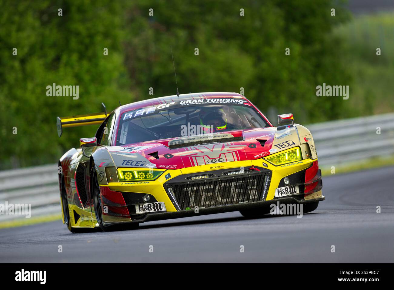 Audi r8 race car hi-res stock photography and images - Alamy