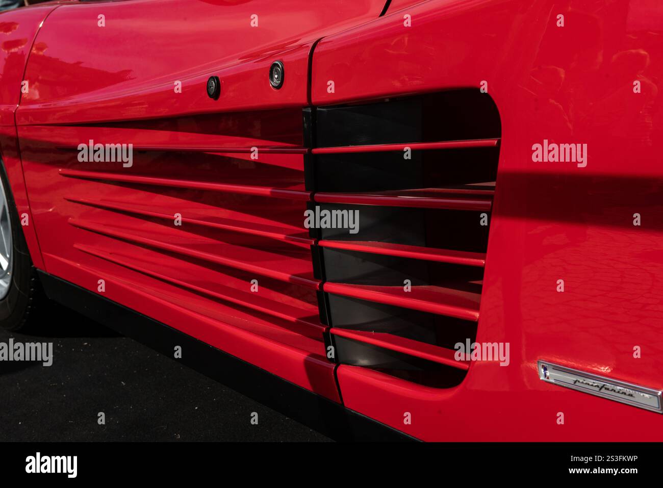 Ferrari, detail of the bodywork and aerodynamics for top performance ...