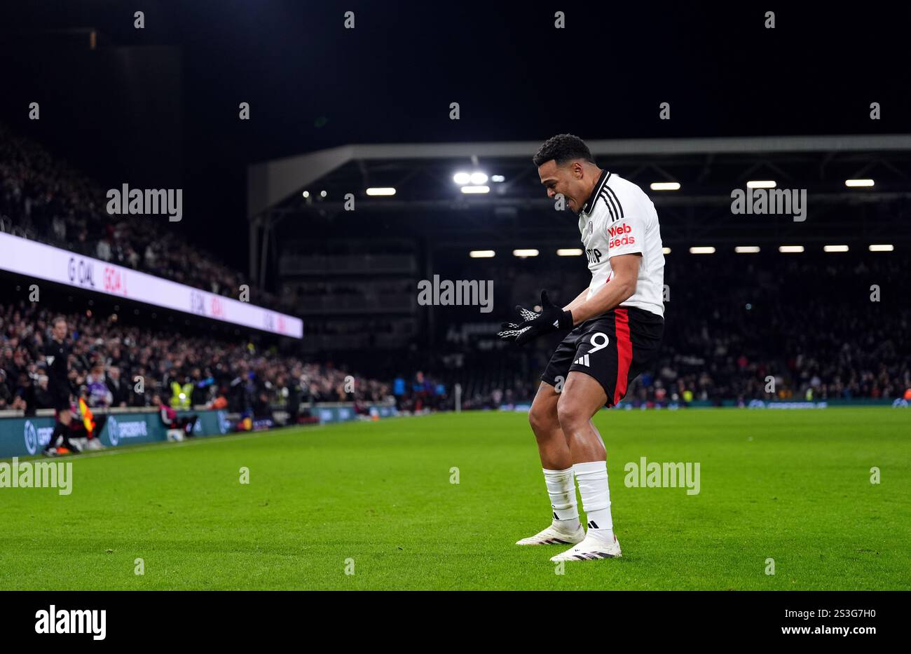 Fulham's Rodrigo Muniz celebrates scoring their side's first goal of