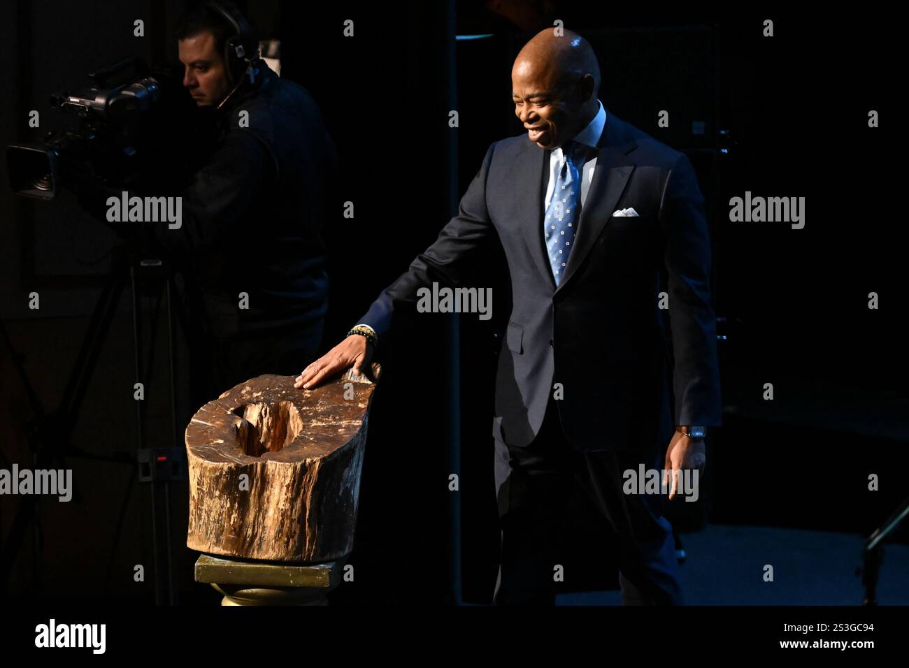 New York City Mayor Eric Adams delivers his fourth State of the City ...