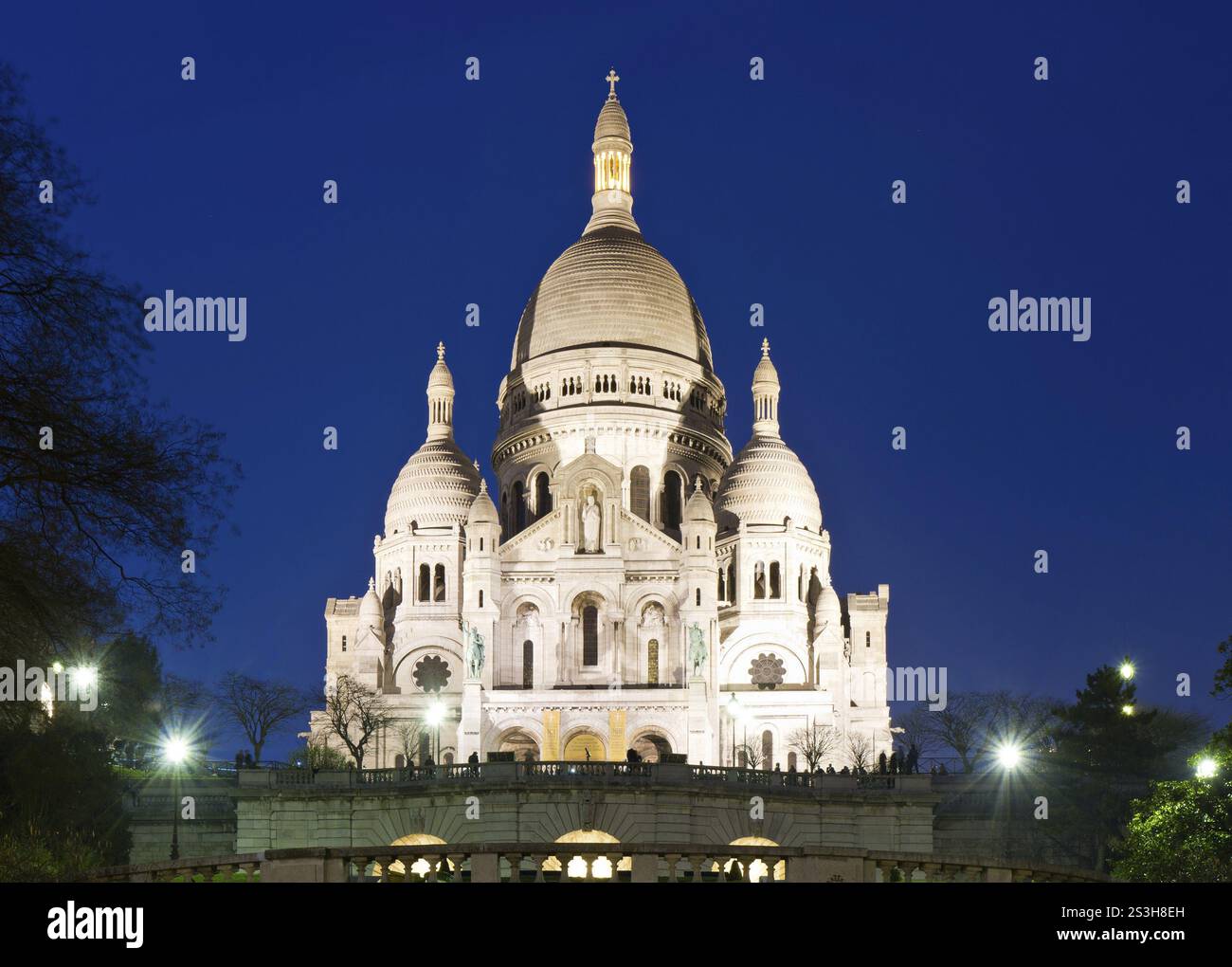 Sacre Coeur at dusk, Paris, France Paris, France, Europe Stock Photo