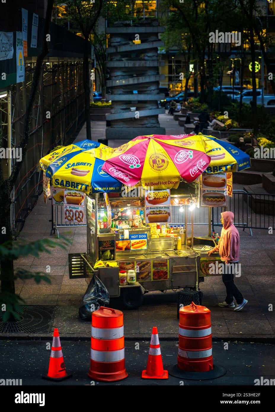Understanding the coffee cart culture in Manhattan