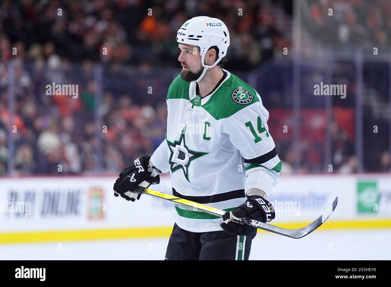 Dallas Stars' Jamie Benn plays during an NHL hockey game, Thursday, Jan