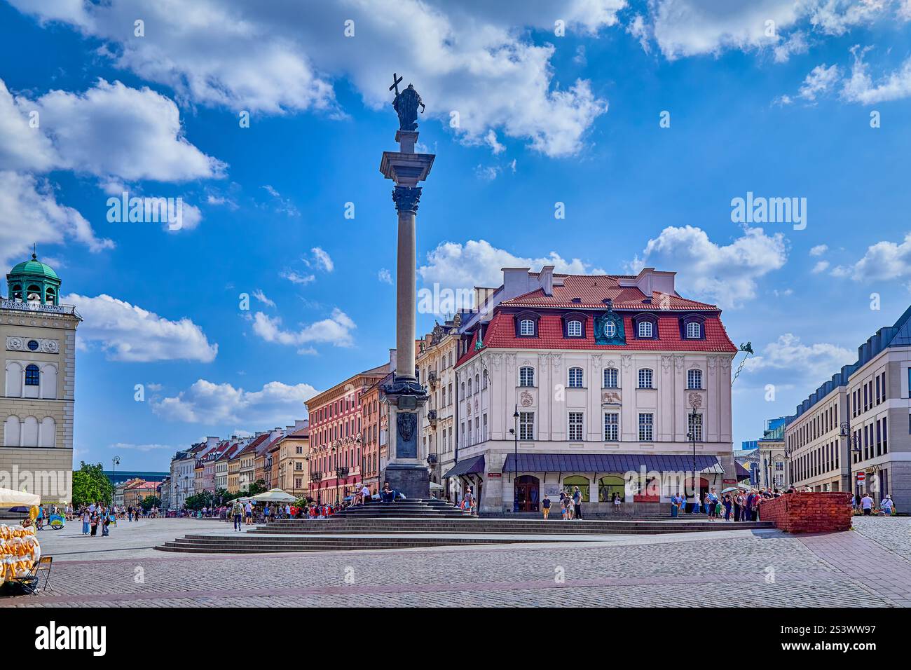 Castle square in historic old town Warsaw with the King Zygamunt column and the royal castle, Warsaw, Poland, Europe Stock Photo