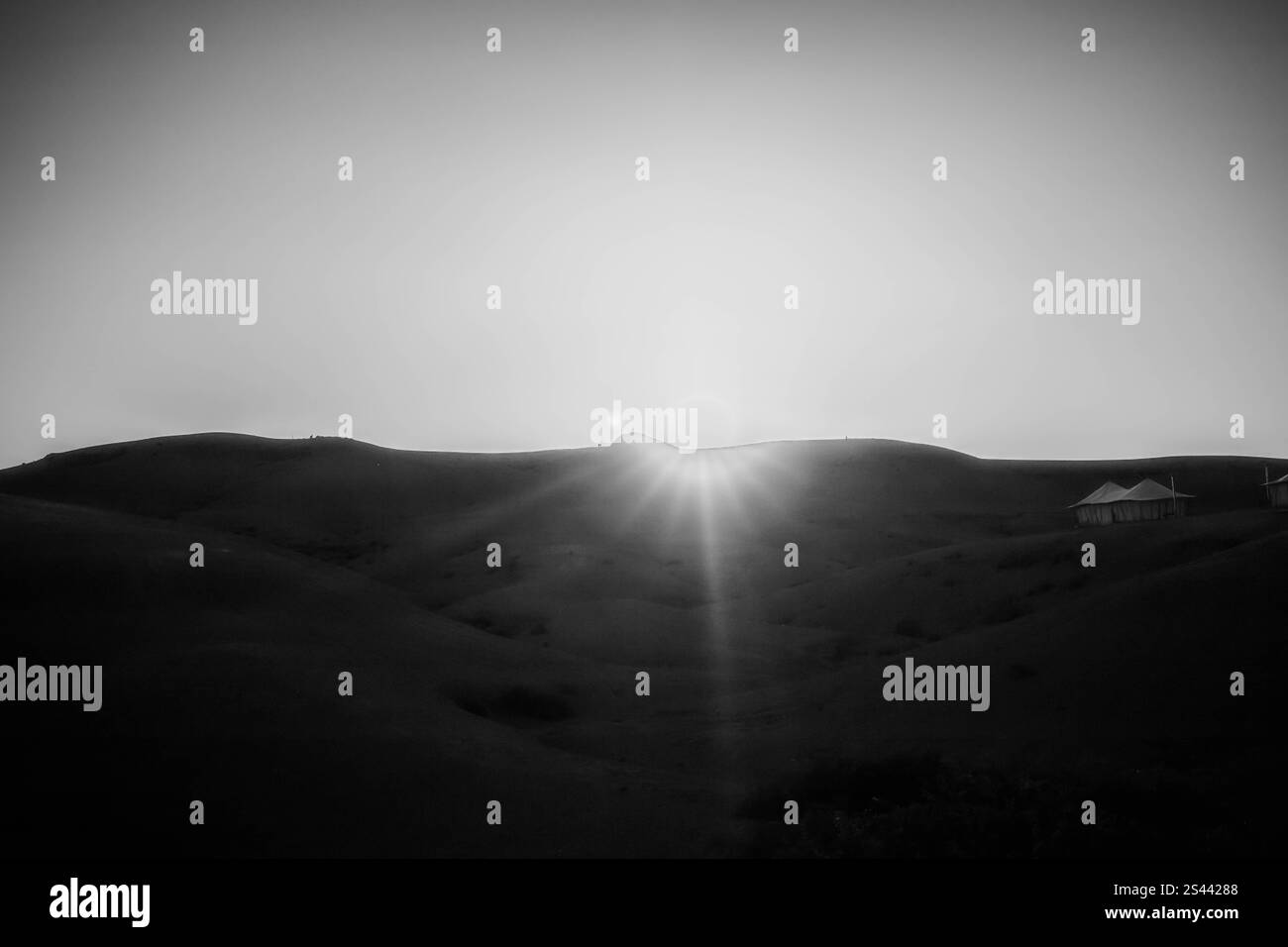Sun sets in desert Black and White Stock Photos & Images - Alamy
