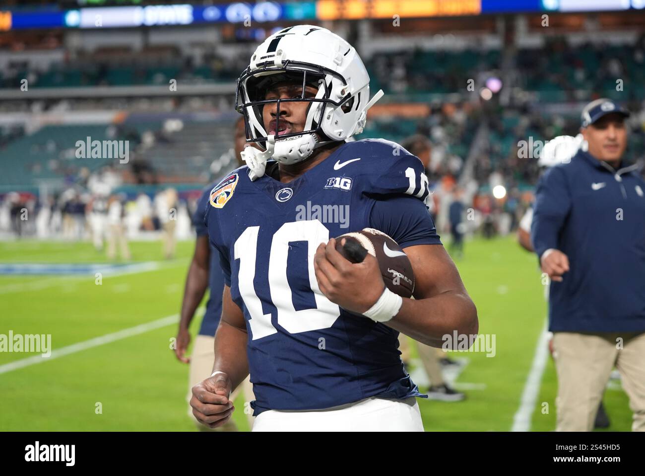 Penn State running back Nicholas Singleton does drills before the