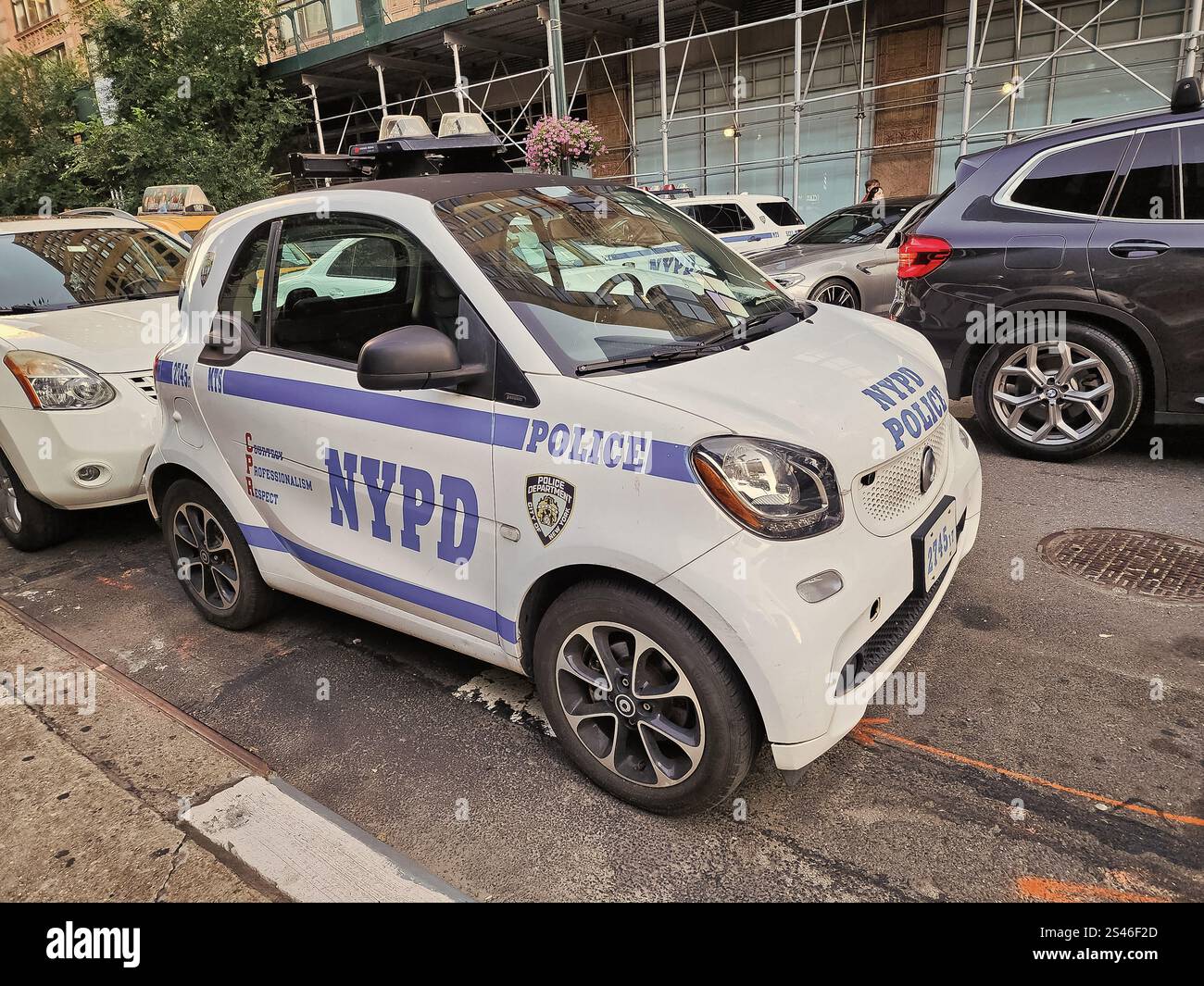 Smart city coupe hi-res stock photography and images - Alamy