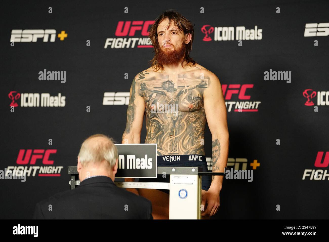 LAS VEGAS, NV JANUARY 10 Ihor Potieria steps on the scale for the