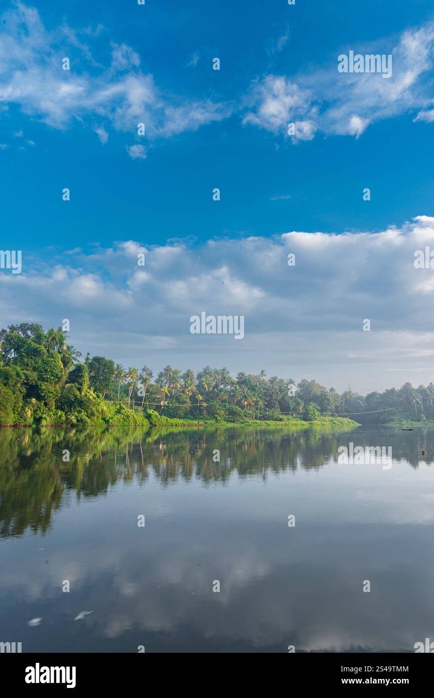 Water reflection scenery kerala hi-res stock photography and images - Alamy