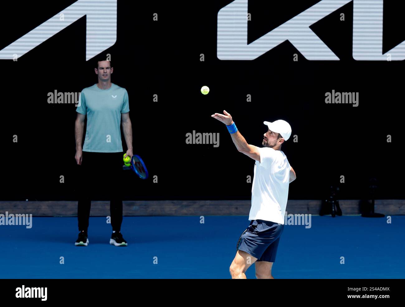 (250111) MELBOURNE, Jan. 11, 2025 (Xinhua) Novak Djokovic (R) of