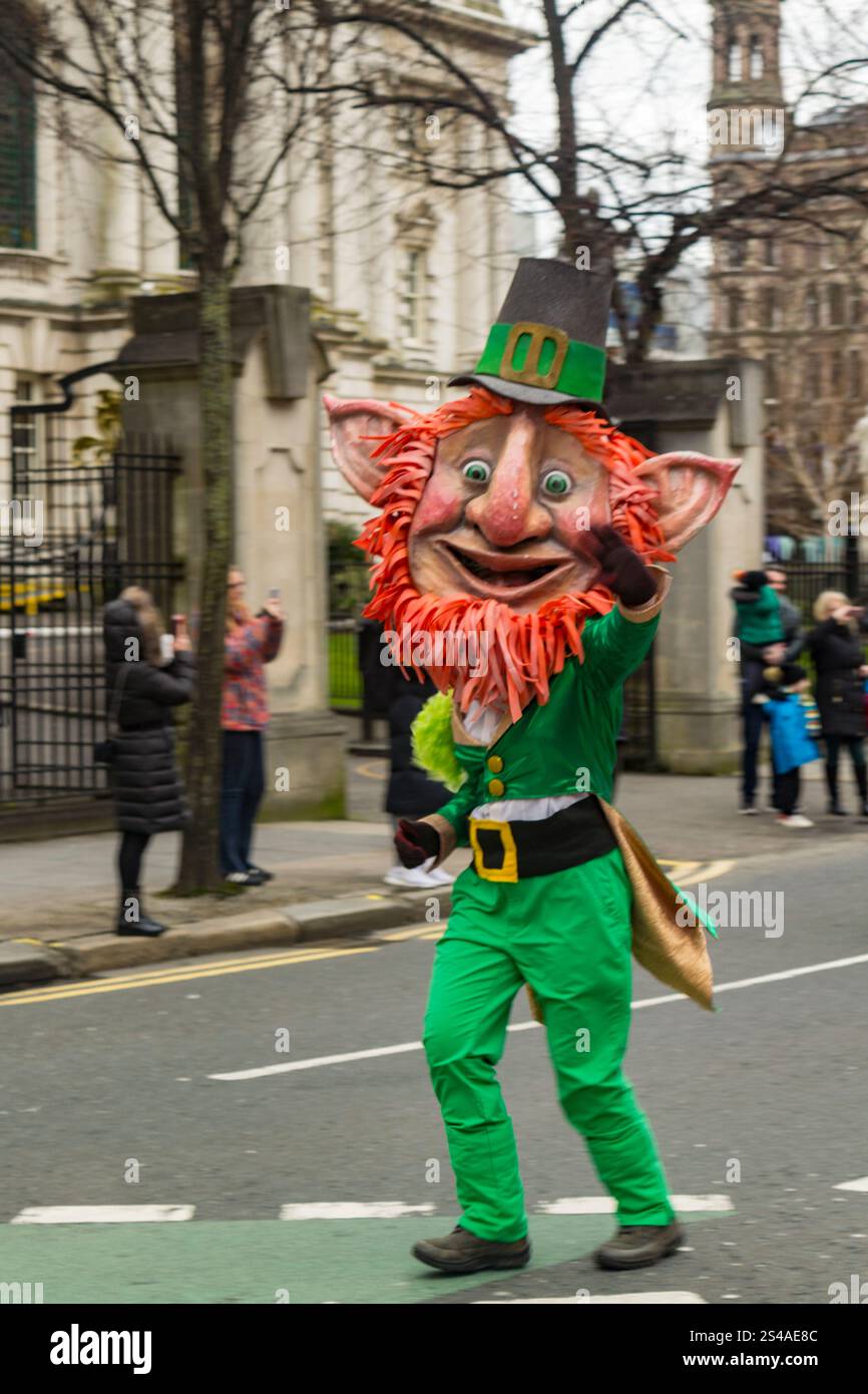 Firulab Chapeau de Lutin Irlandais, St. Chapeau de Seau de la Saint | Patrick - Irish Day Party Top Hat Costume Shamrock Accessoire,Accessoires de Lutin Irlandais pour la Maison, l'école