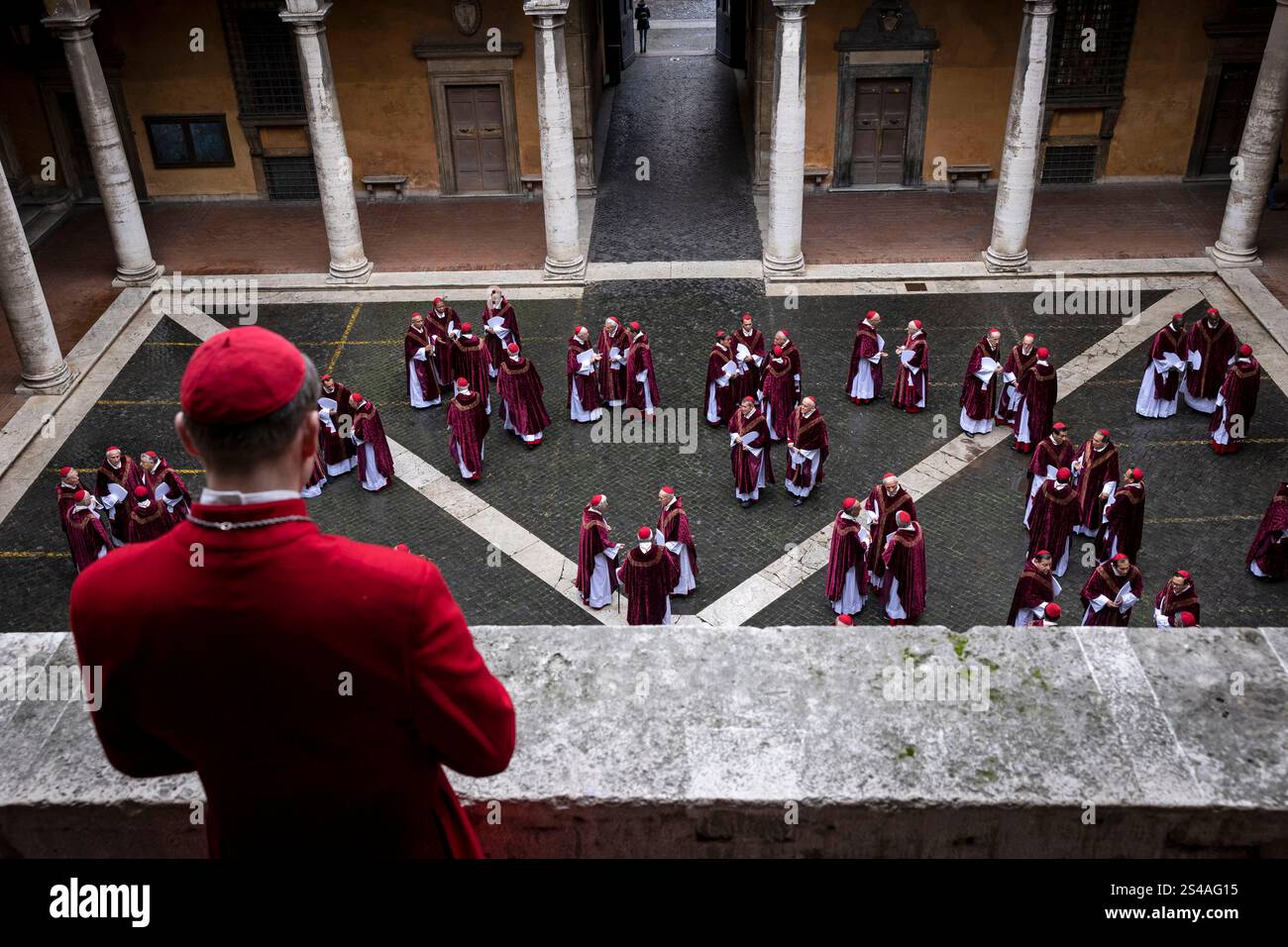 CONCLAVE (2024), directed by EDWARD BERGER. Credit: FILMNATION ENTERTAINMENT / Album Stock Photo
