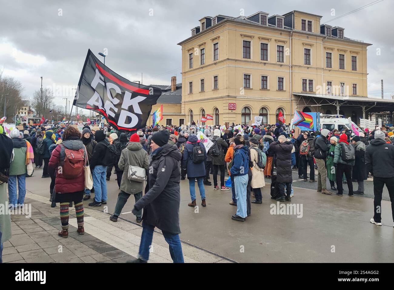 Riesa, Sachsen, Deutschland, 11.01.2025: Bahnhof Riesa: 16 ...