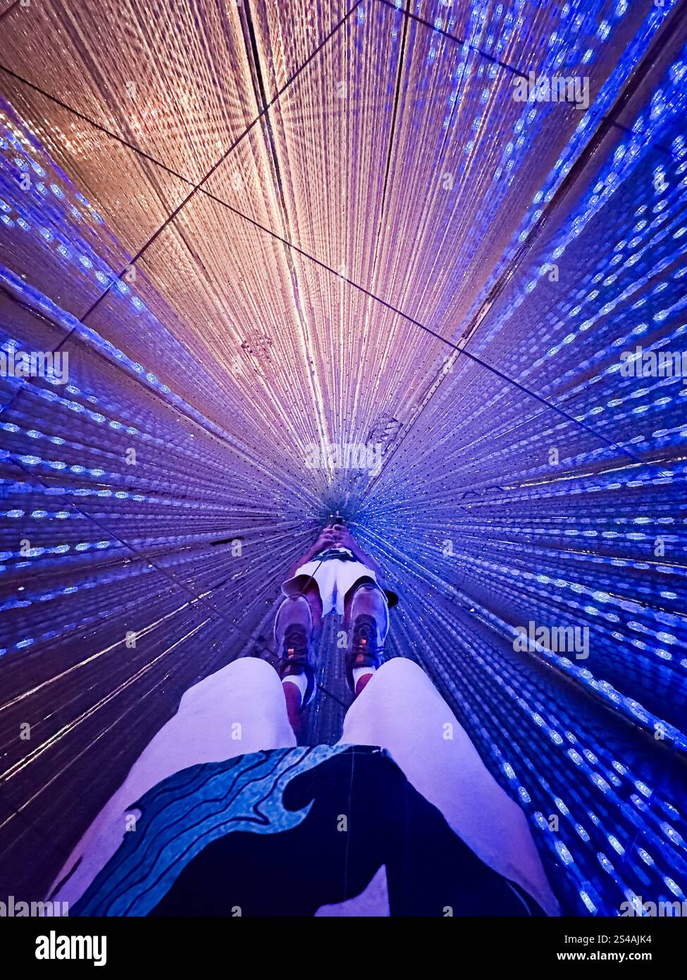 Temalbas Borderless art light installation and illumination in Aomi ...