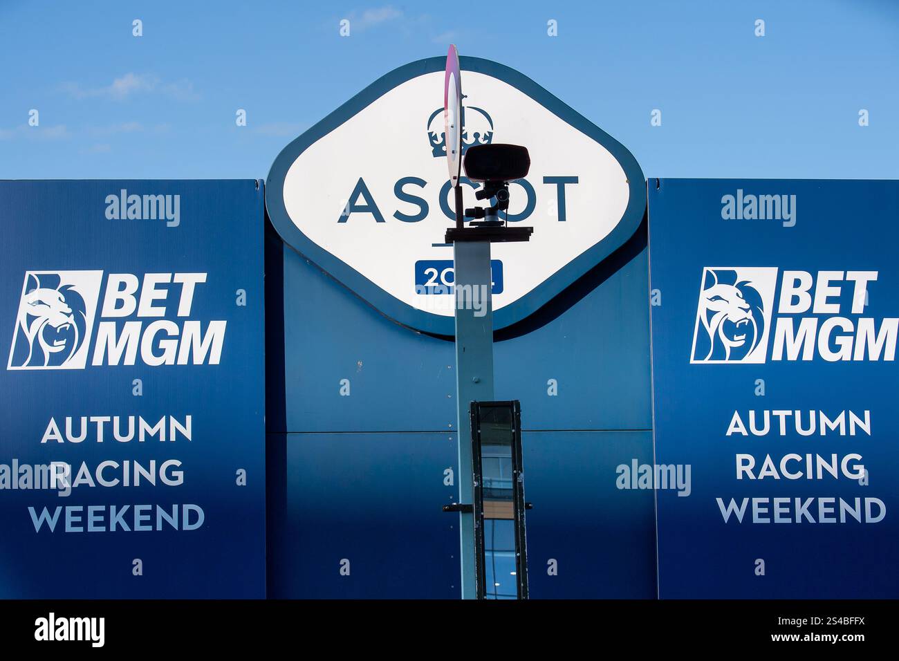 Ascot races photos hi-res stock photography and images - Alamy