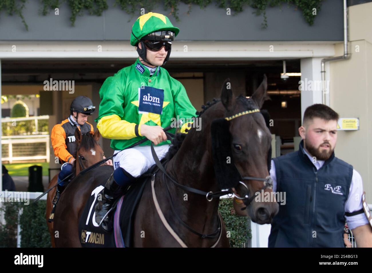 Ascot, Berkshire, UK. 5th October, 2024. STAR OF ORION ridden by jockey Jason Hart heads out onto the racetrack  for The BetMGM Challenge Cup (Class 2 Stock Photo