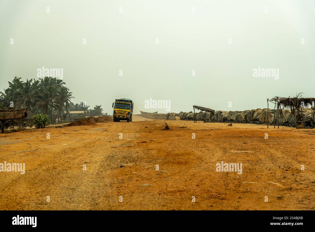 Sand mining ghana hi-res stock photography and images - Alamy
