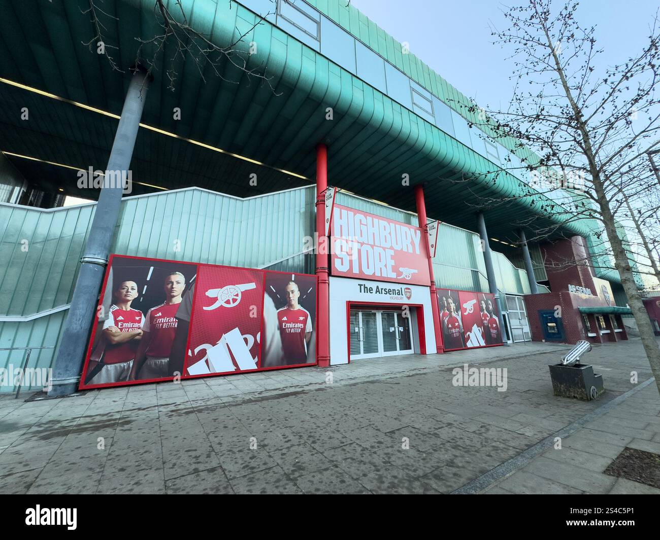 入手困難\"HIGHBURY＂TheStory ofArsenal Stadium Amazon | Highbury: The Story of Arsenal Stadium | Smith