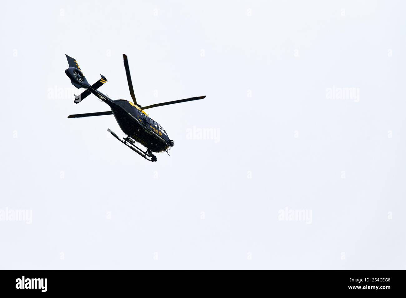 Police helicopter uk and night hi-res stock photography and images - Alamy