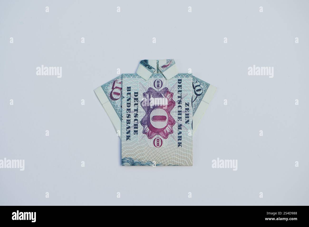 Origami art showcases a shirt crafted from a vintage German DM bill ...