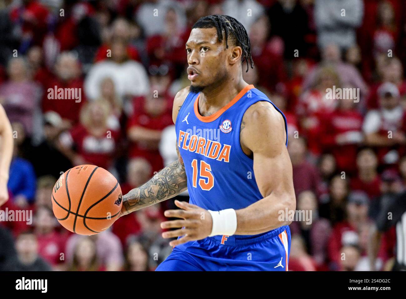 Florida guard Alijah Martin (15) runs a play against Arkansas during ...