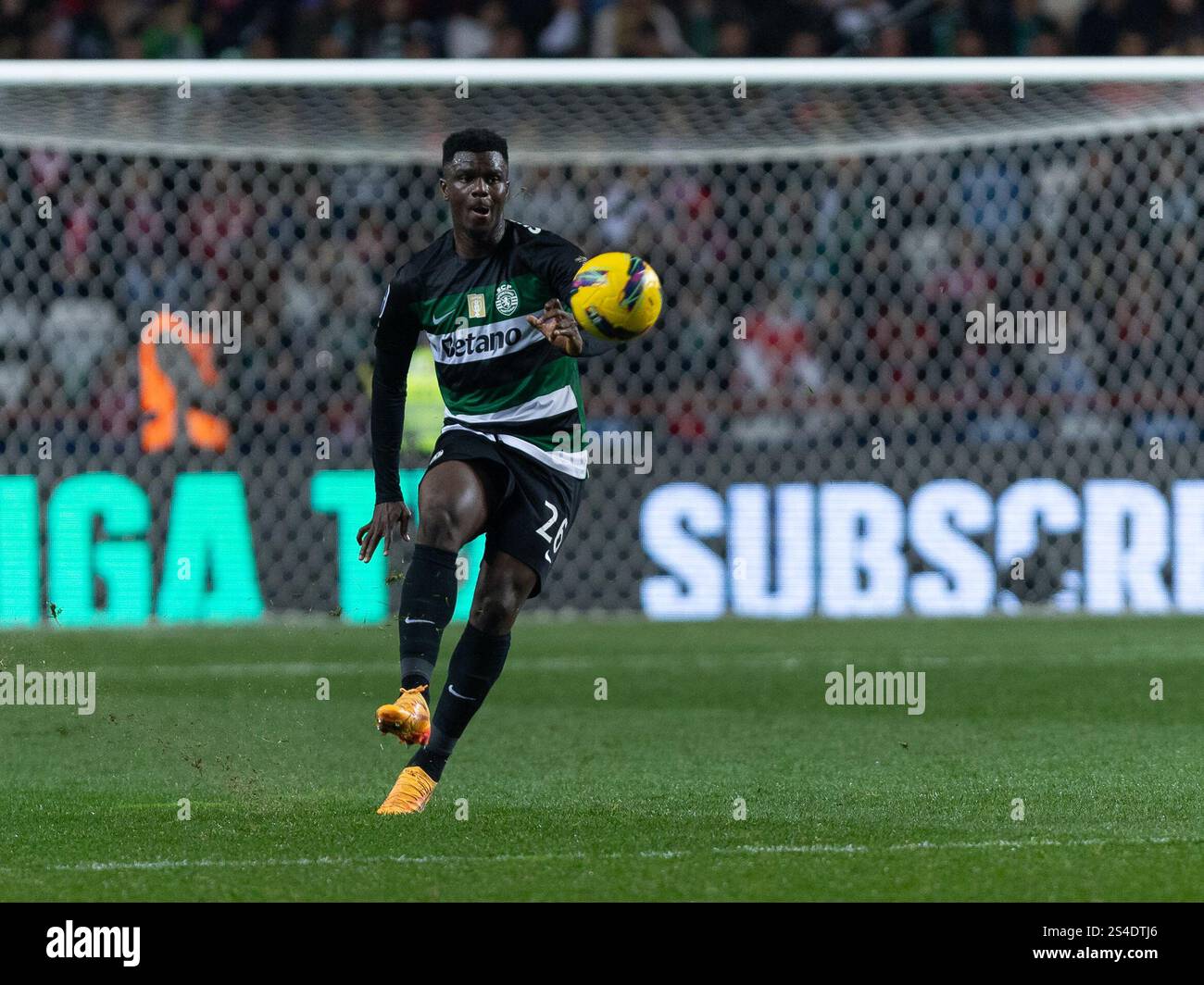 Ousmane Diomande football action The Bayern Munich Angle
