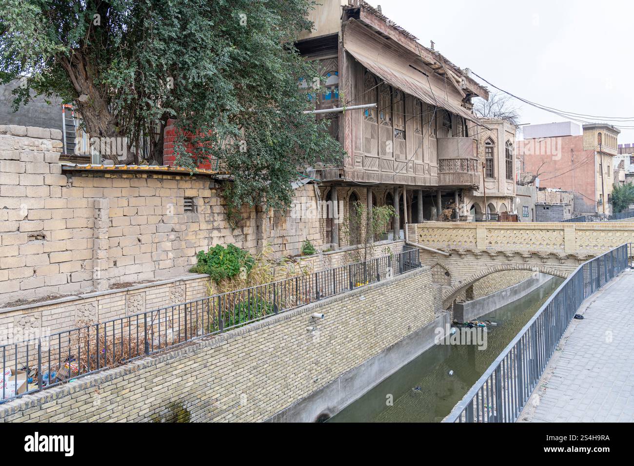Old basra canal hi-res stock photography and images - Alamy