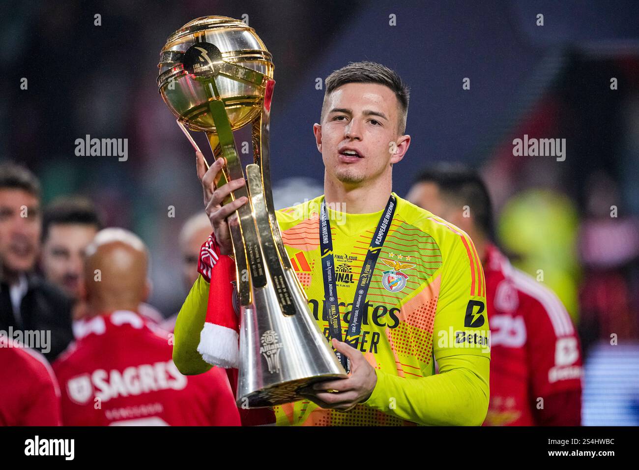 Anatoliy Trubin: The Colossus Between the Sticks – Benfica's Unsung UCL Dynamo